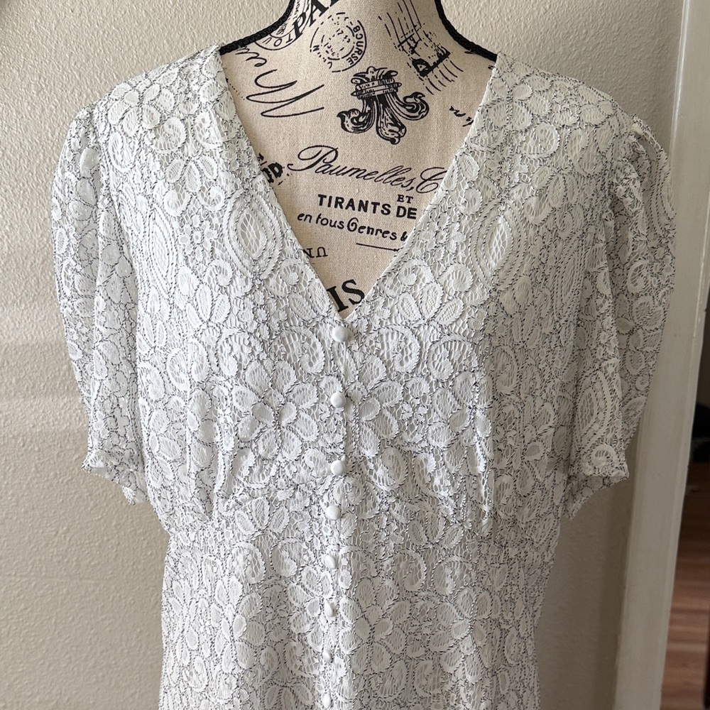 Adelyn Rae White Lace Midi Dress - Picture 2 of 7